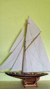 Model lode HMS Britania