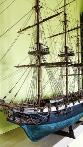 Model lode Fregatte Astrolabe